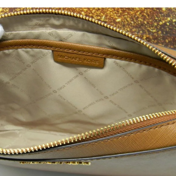 🌹Michael Kors Crossbody In Luggage🌹 - Picture 7 of 8